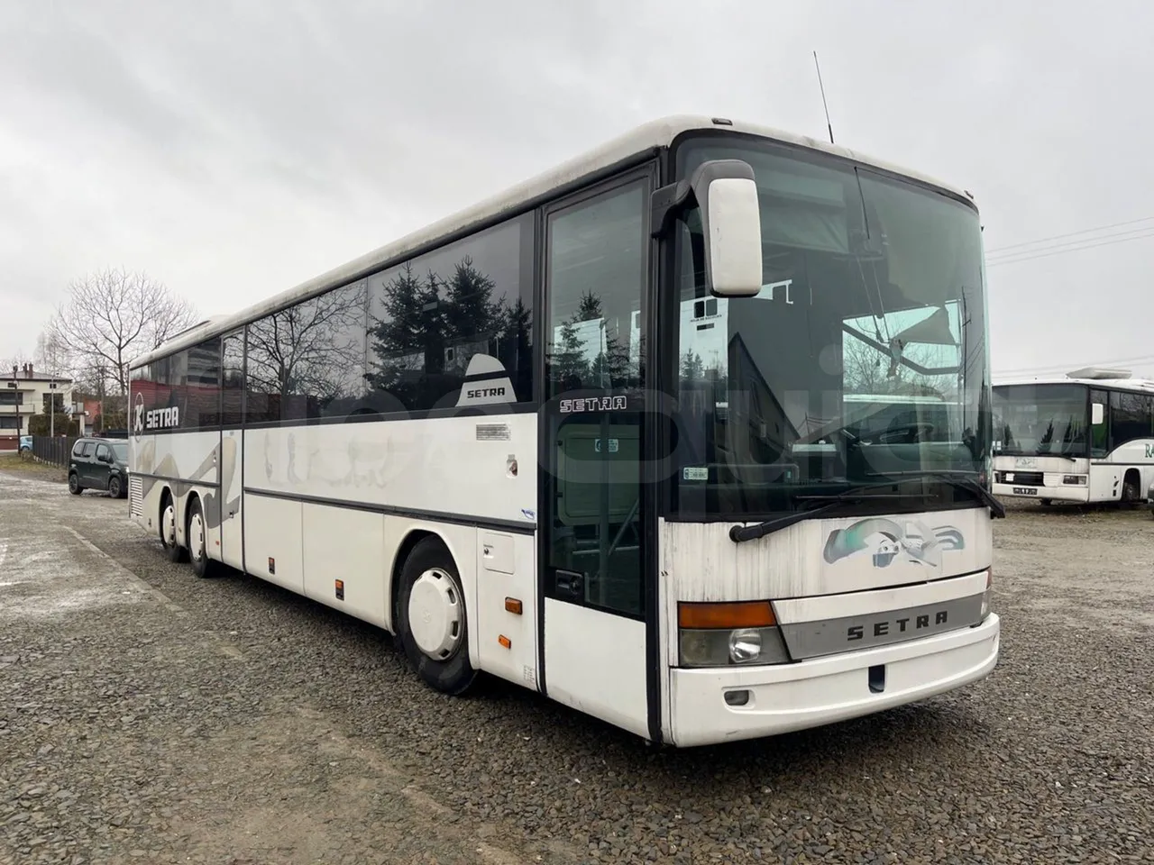 Setra S317UL UL - Euro3 - 220kW - 13.850mt - 3/4 front right doors