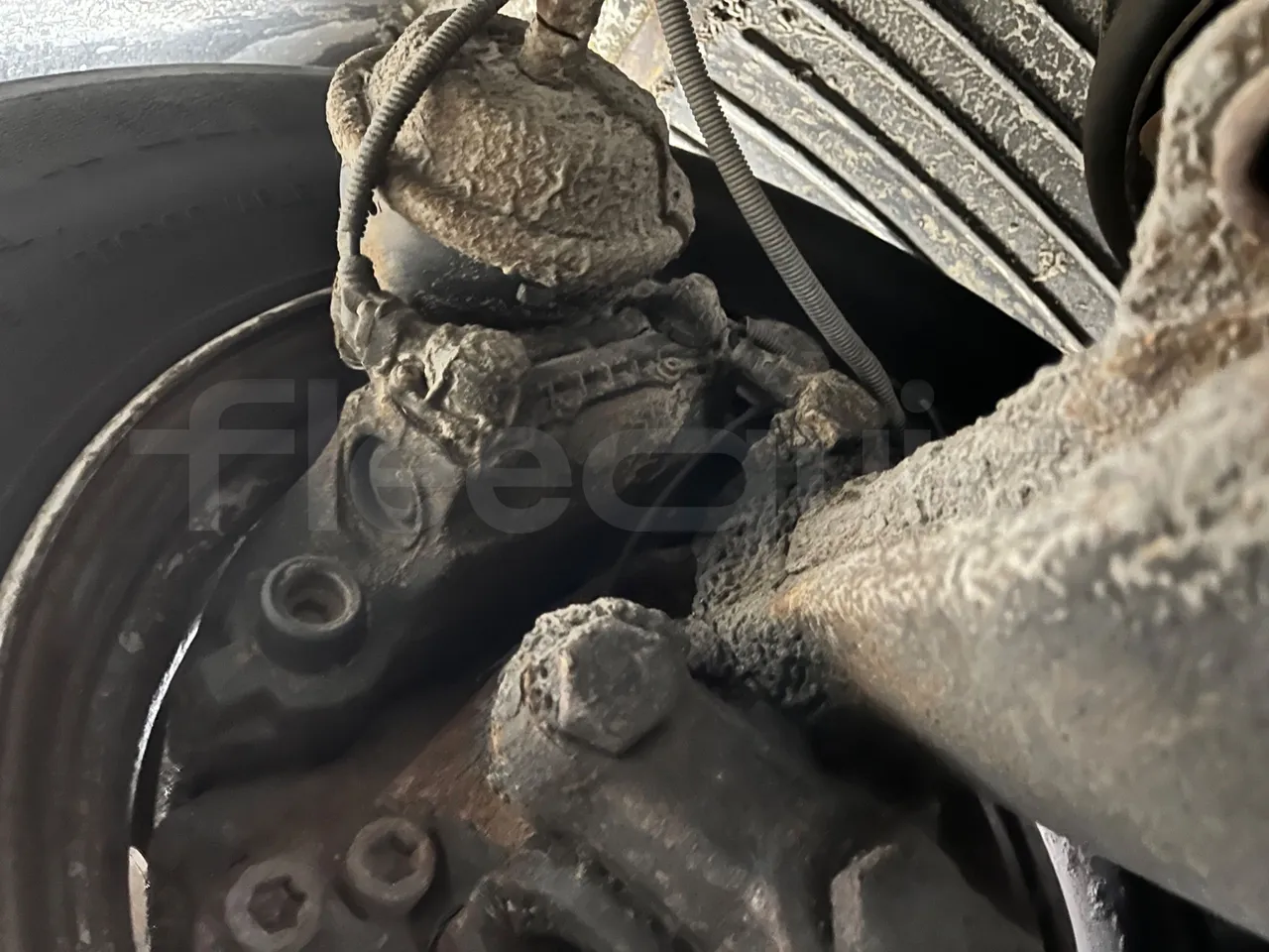 Setra S317UL UL - Euro3 - 220kW - 13.850mt - axel 3 caliper brakes left