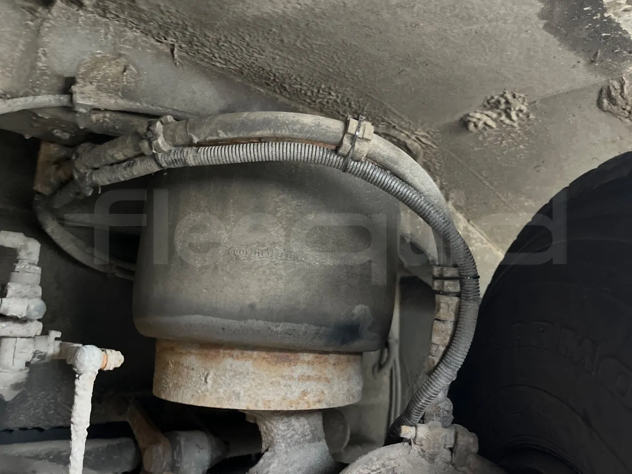 Setra S317UL UL - Euro3 - 220kW - 13.850mt - front air springs left