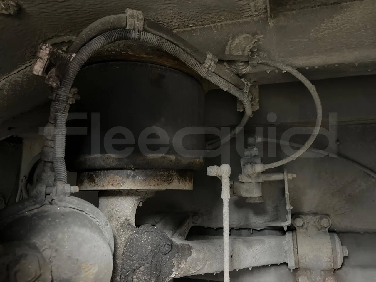 Setra S317UL UL - Euro3 - 220kW - 13.850mt - front air springs right