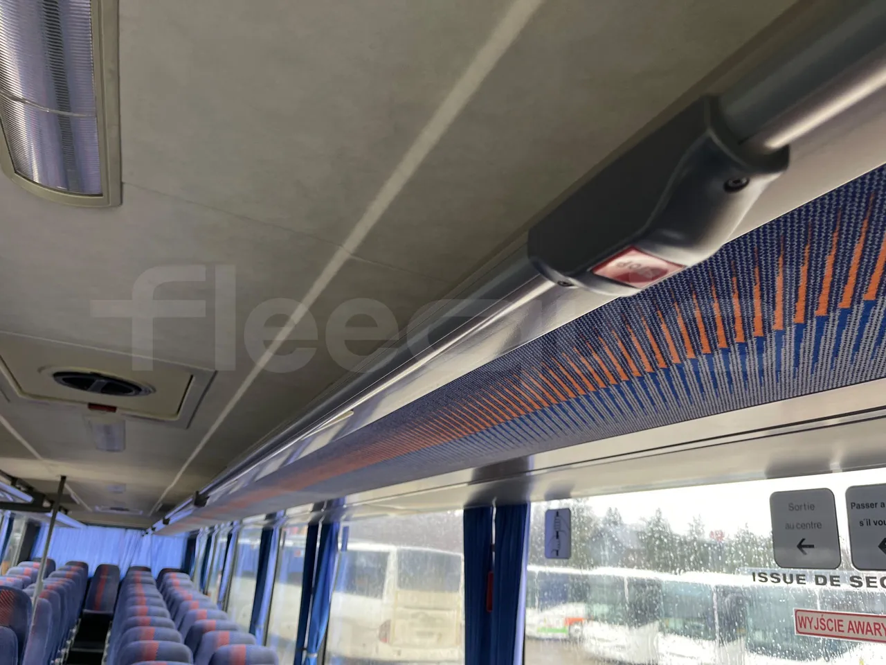 Setra S317UL UL - Euro3 - 220kW - 13.850mt - handrails photo