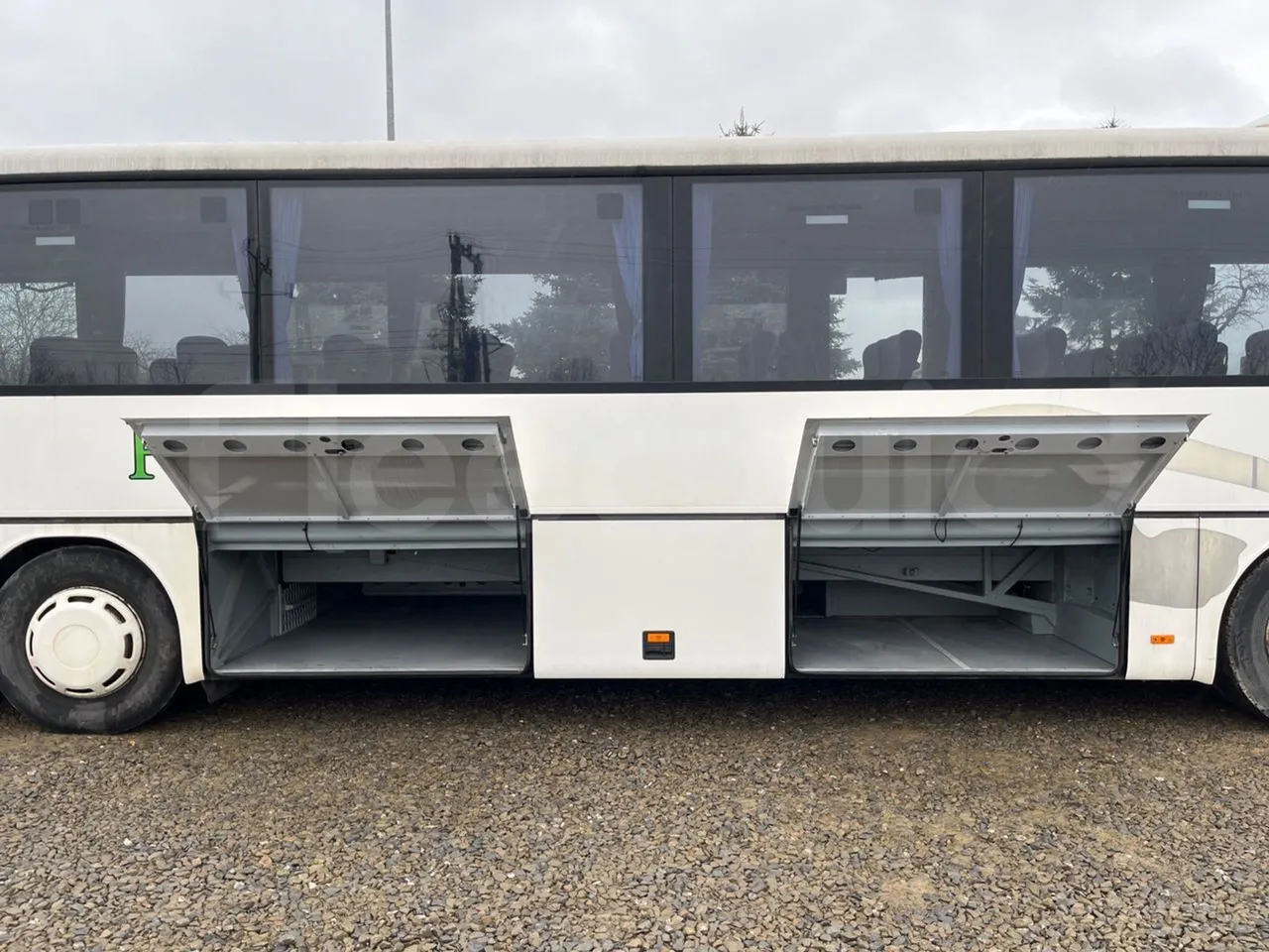 Setra S317UL UL - Euro3 - 220kW - 13.850mt - luggage rack photo
