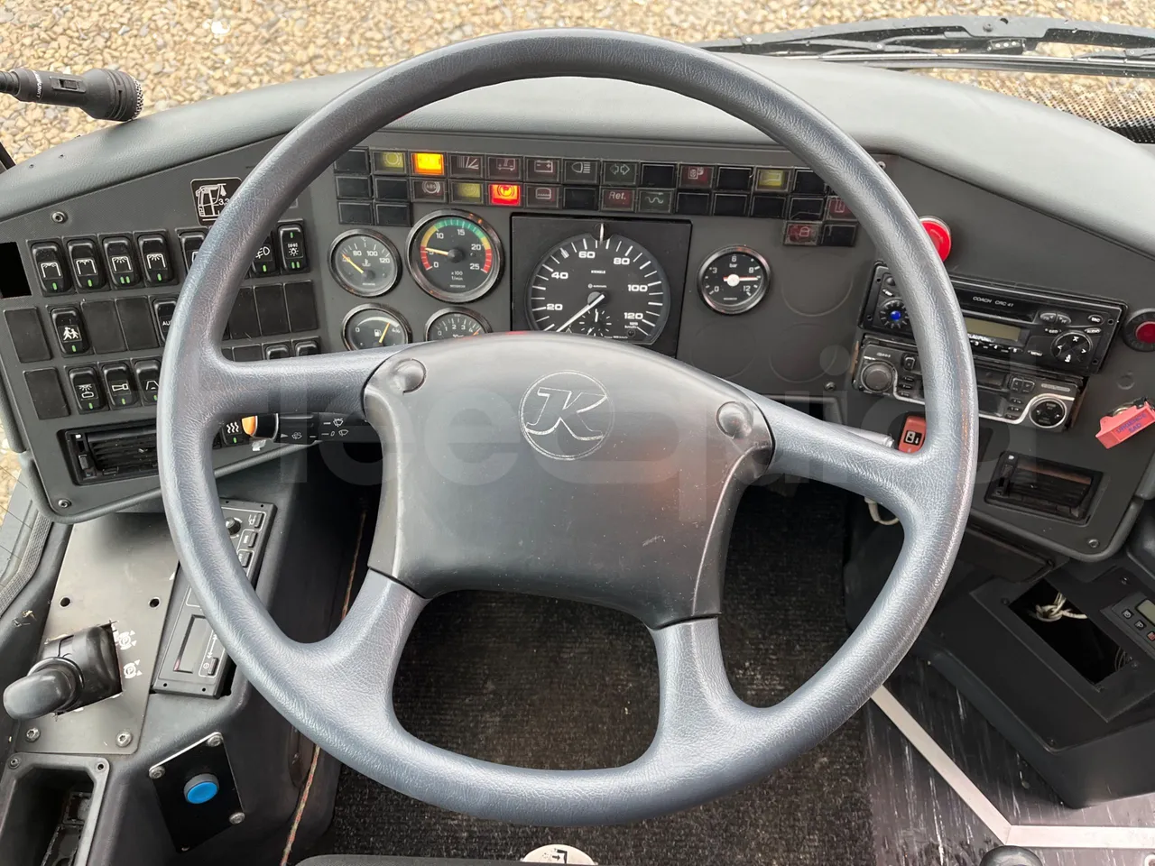 Setra S317UL UL - Euro3 - 220kW - 13.850mt - steering wheel photo
