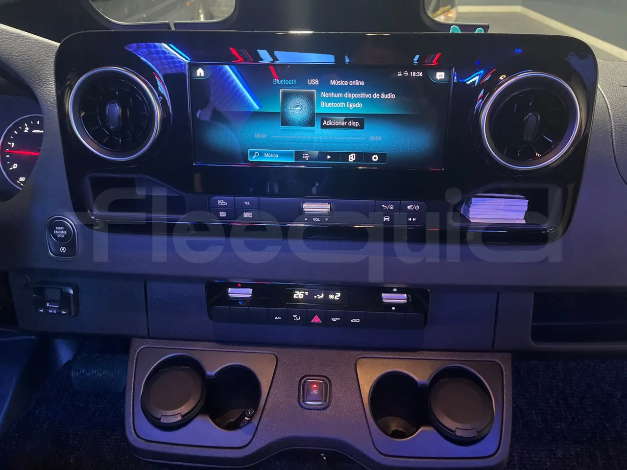 Mercedes-Benz Sprinter 906BB35 - Euro 6 - 140 kW - 5.900 mt - radio accessories photo