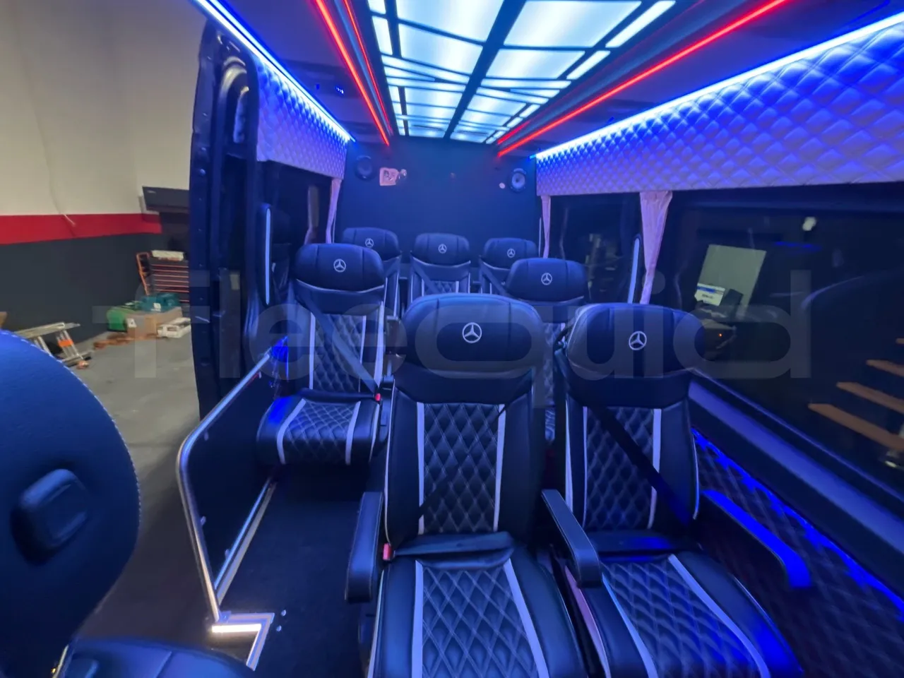 Mercedes-Benz Sprinter 906BB35 - Euro 6 - 140 kW - 5.900 mt - interior reverse seats driver height