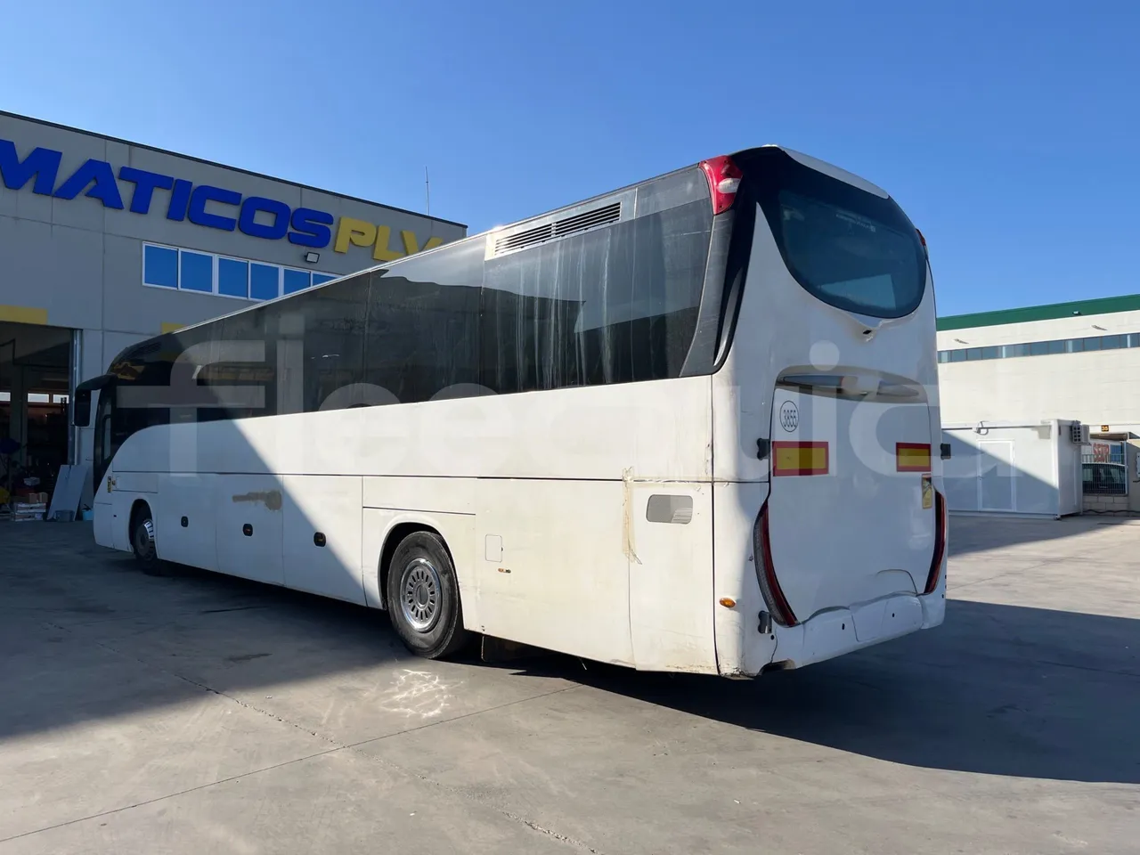 Iveco Magelys - Turntable External