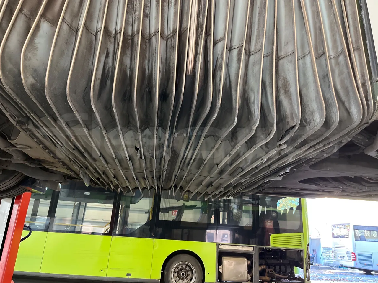 Mercedes-Benz O 530 G- 3P - Euro5 - 260kW - 17.940mt - bellows turntable (18m)