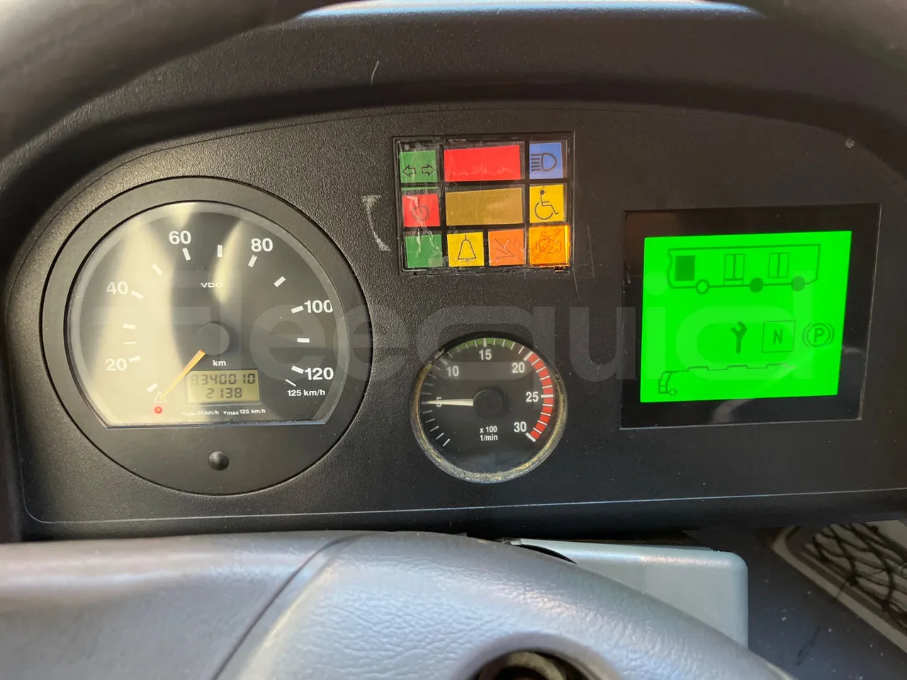 Mercedes-Benz O 530 G- 3P - Euro5 - 260kW - 17.940mt - dashboard lights on