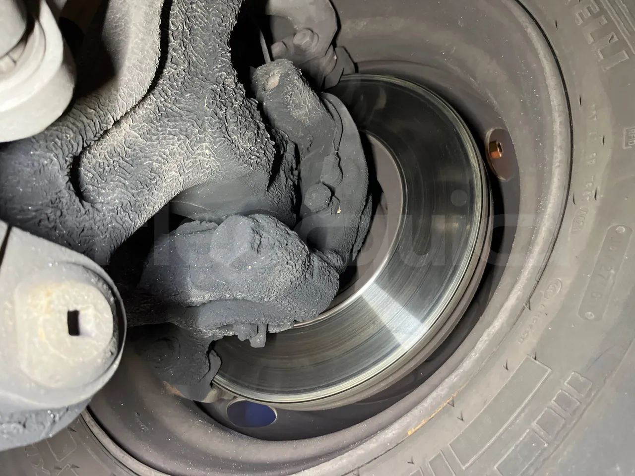 Mercedes-Benz O 530 G- 3P - Euro5 - 260kW - 17.940mt - front discs right