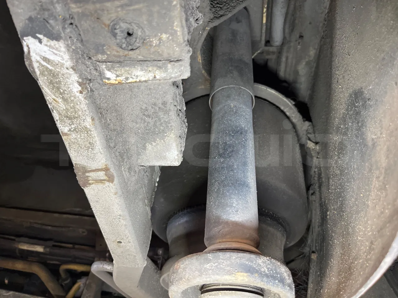 Mercedes-Benz O 530 G- 3P - Euro5 - 260kW - 17.940mt - axel 3 shock absorbers 2 right