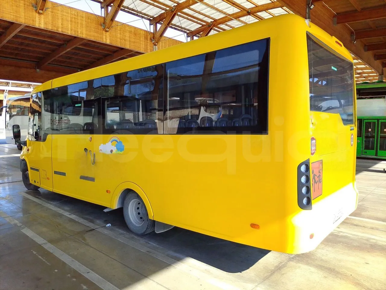Iveco Indcar WGIVMY11 MOBI SCUOLABUS - EUR6 - 100Kw - 8,592m - 3/4 left rear side