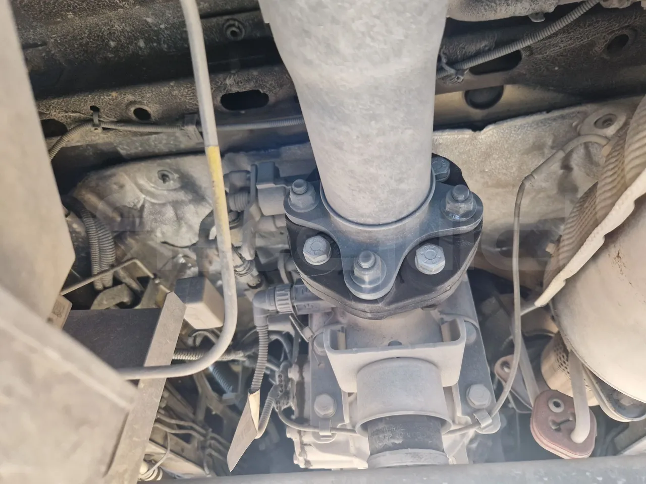 Iveco Indcar WGIVMY11 MOBI SCUOLABUS - EUR6 - 100Kw - 8,592m - driveshaft photo