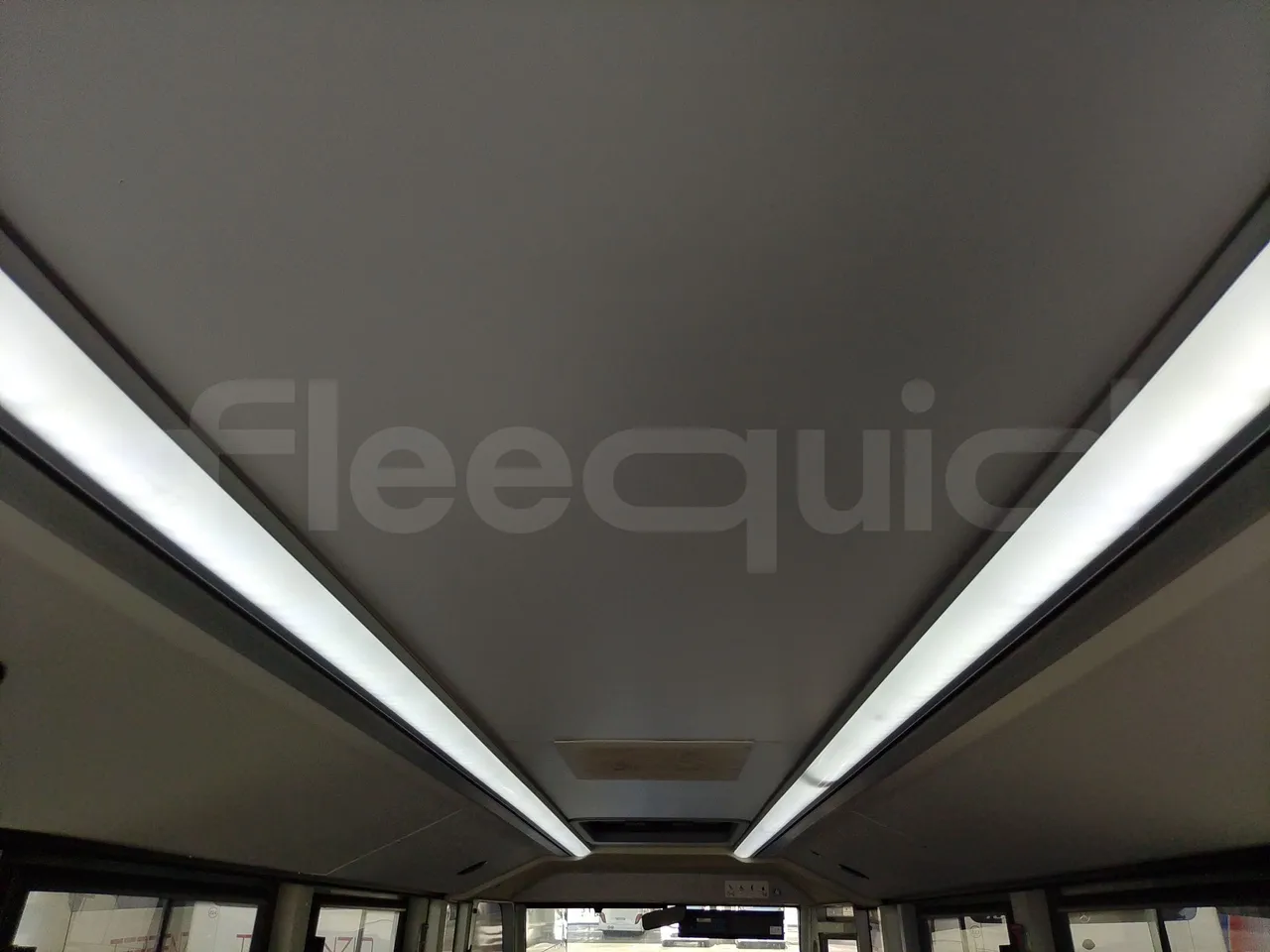 Iveco Indcar WGIVMY11 MOBI SCUOLABUS - EUR6 - 100Kw - 8,592m - overhead compartments photo