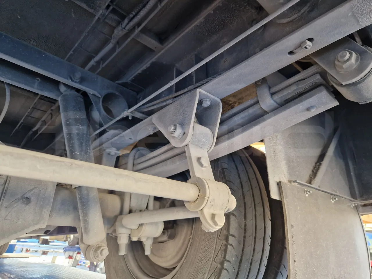 Iveco Indcar WGIVMY11 MOBI SCUOLABUS - EUR6 - 100Kw - 8,592m - axle 2 shock absorbers 2 left