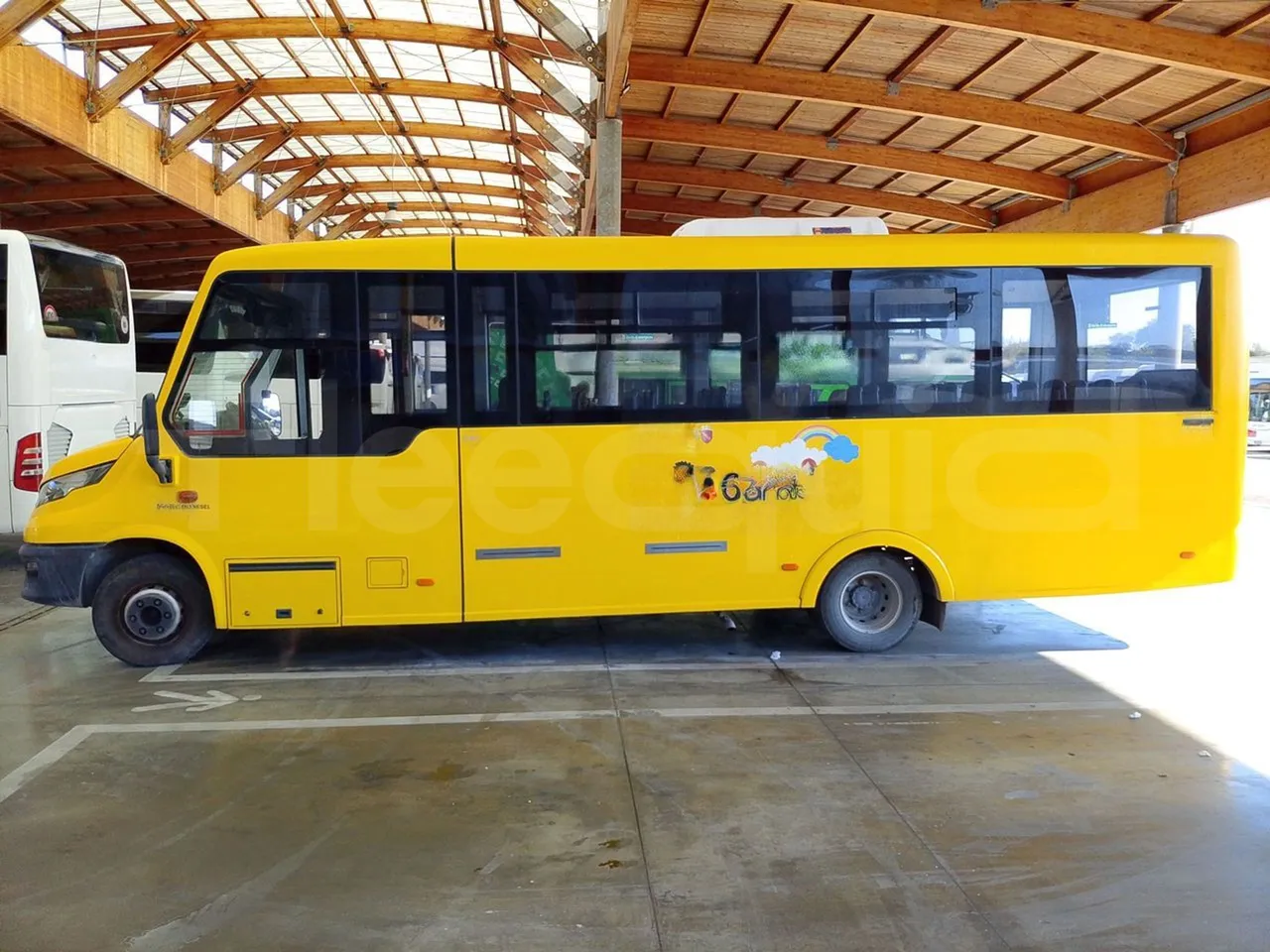 Iveco Indcar WGIVMY11 MOBI SCUOLABUS - EUR6 - 100Kw - 8,592m - left side photo