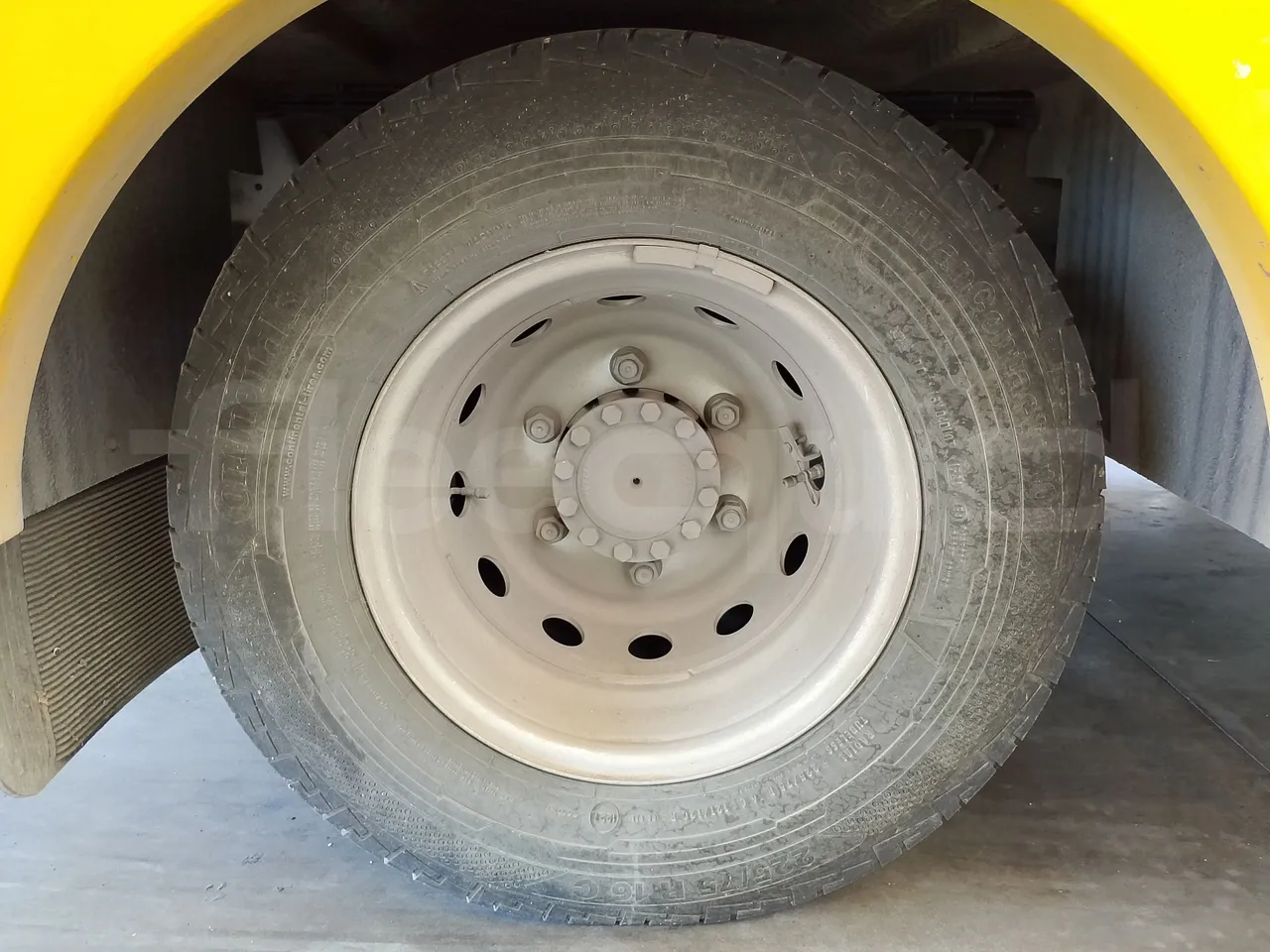 Iveco Indcar WGIVMY11 MOBI SCUOLABUS - EUR6 - 100Kw - 8,592m - rear left tire photo