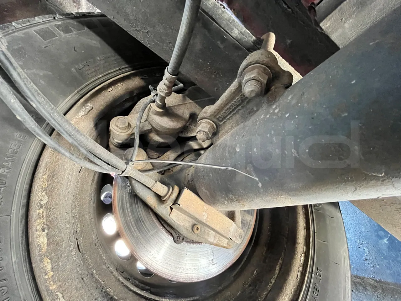 Volkswagen Crafter Euro6 - 120kW - 7.345mt - axle 2 caliper brakes right