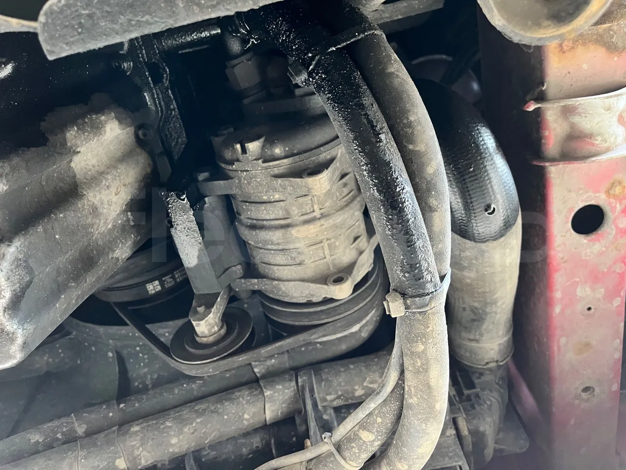 Volkswagen Crafter Euro6 - 120kW - 7.345mt - air conditioning compressor