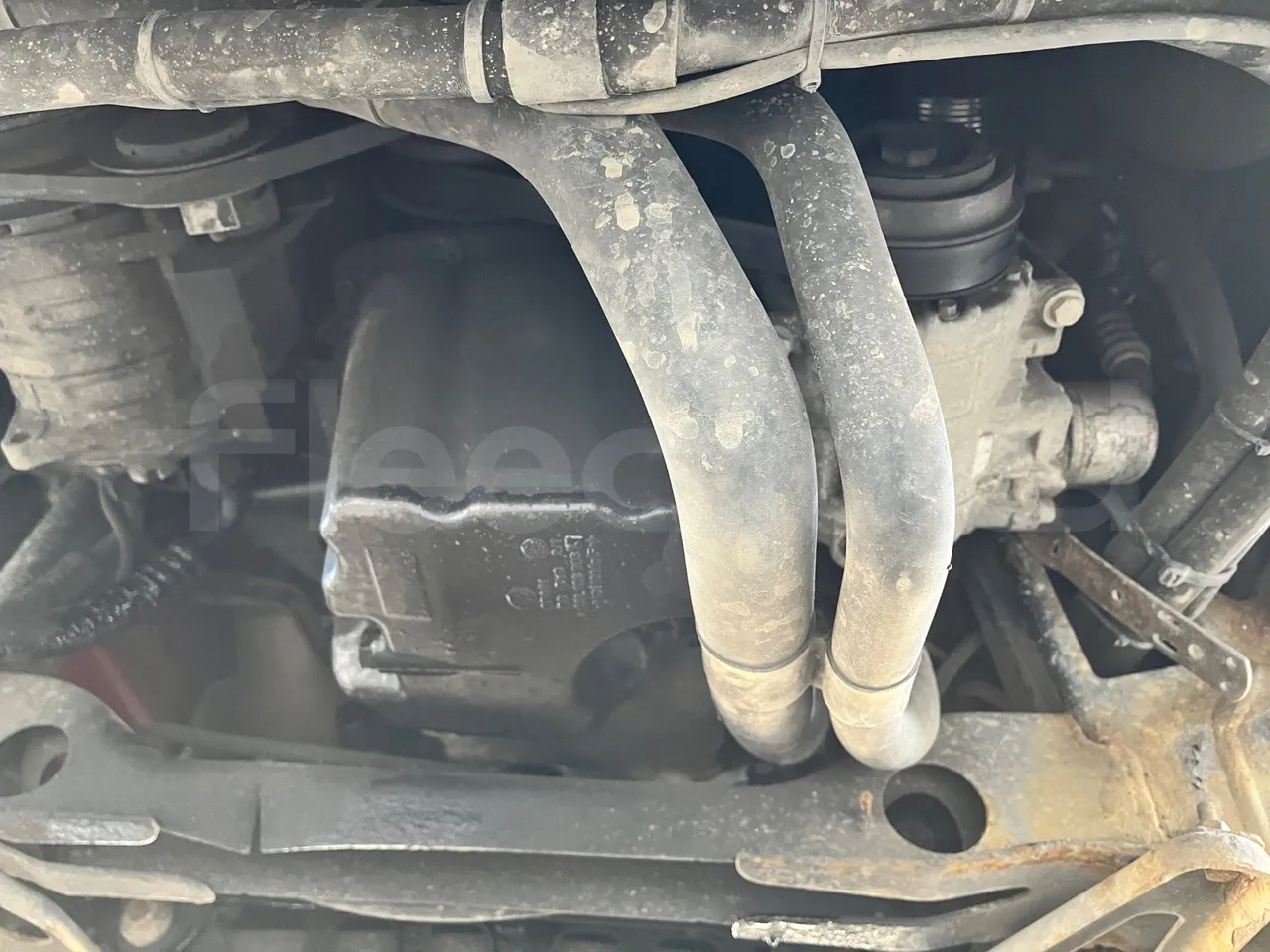 Volkswagen Crafter Euro6 - 120kW - 7.345mt - engine without protection