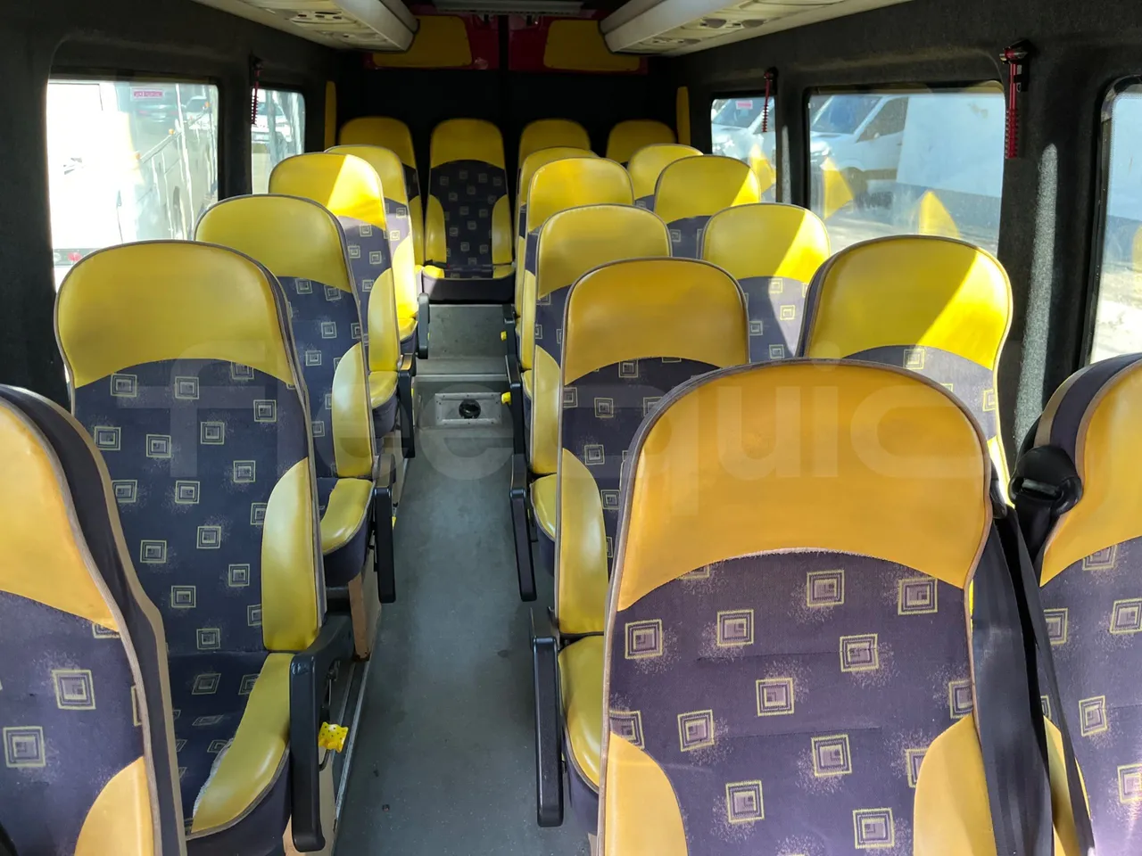 Volkswagen Crafter Euro6 - 120kW - 7.345mt - interior reverse seats driver height