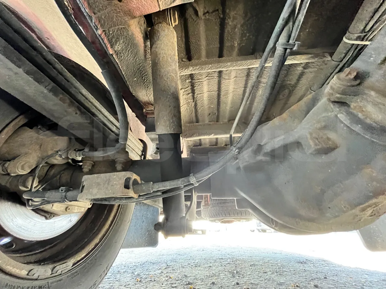 Volkswagen Crafter Euro6 - 120kW - 7.345mt - axle 2 shock absorbers 1 right