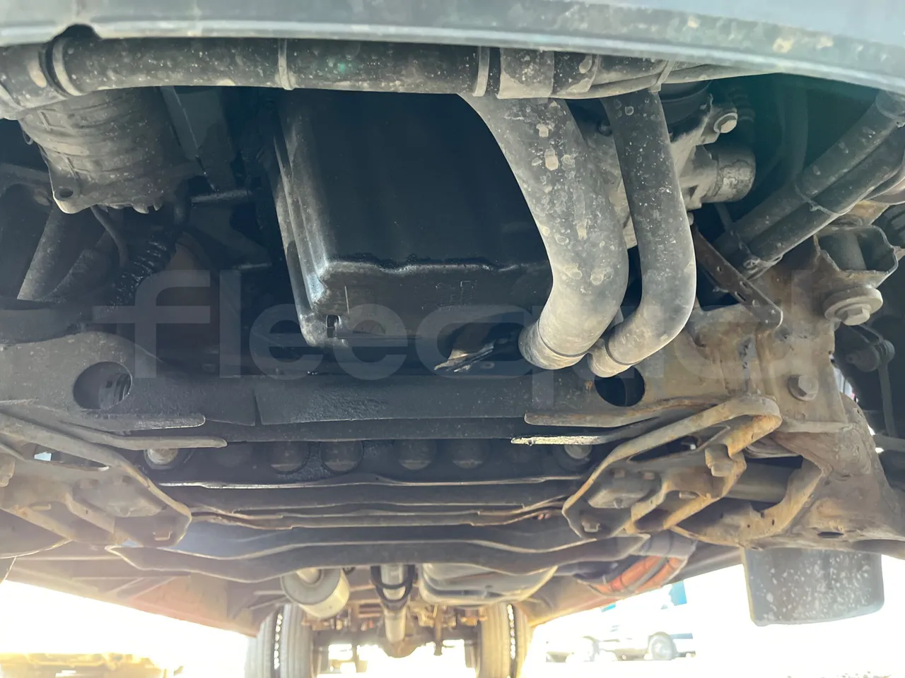 Volkswagen Crafter Euro6 - 120kW - 7.345mt - front undercarriage from front