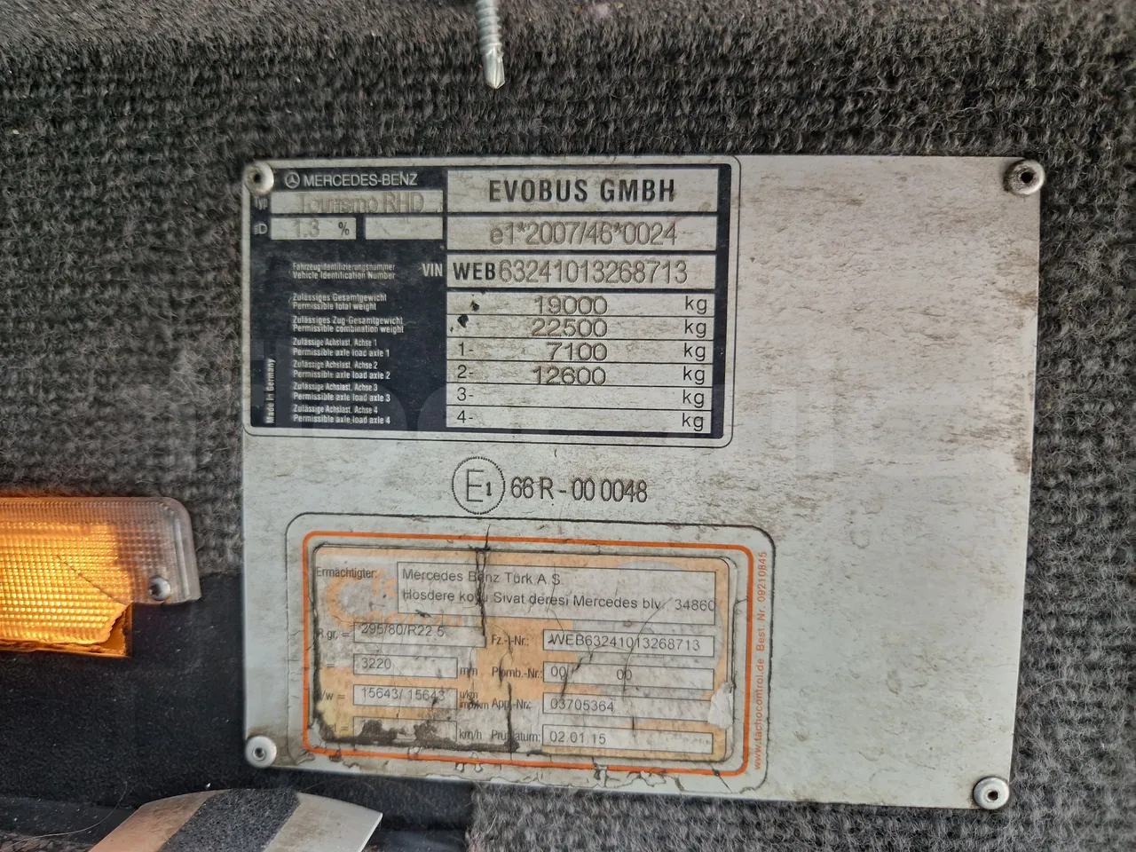 Mercedes-Benz Tourismo RHD / Euro 6 - 290 Kw - 12,140 Mt - vehicle plate photo