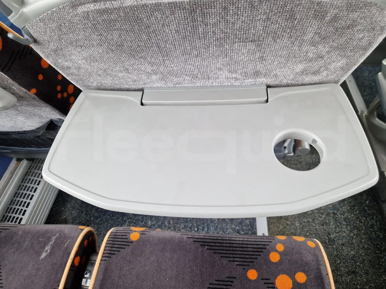 Mercedes-Benz Tourismo RHD / Euro 6 - 290 Kw - 12,140 Mt - table detail photo