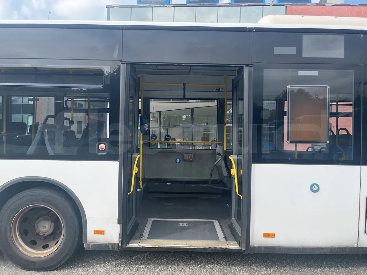 Mercedes-Benz Citaro K - Second Door Open