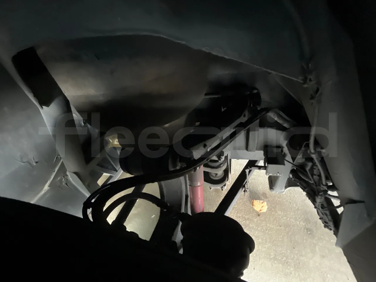 Van Hool Astromega TDX25 - EUR6 - 390kW - 13.15m - front brake calipers right