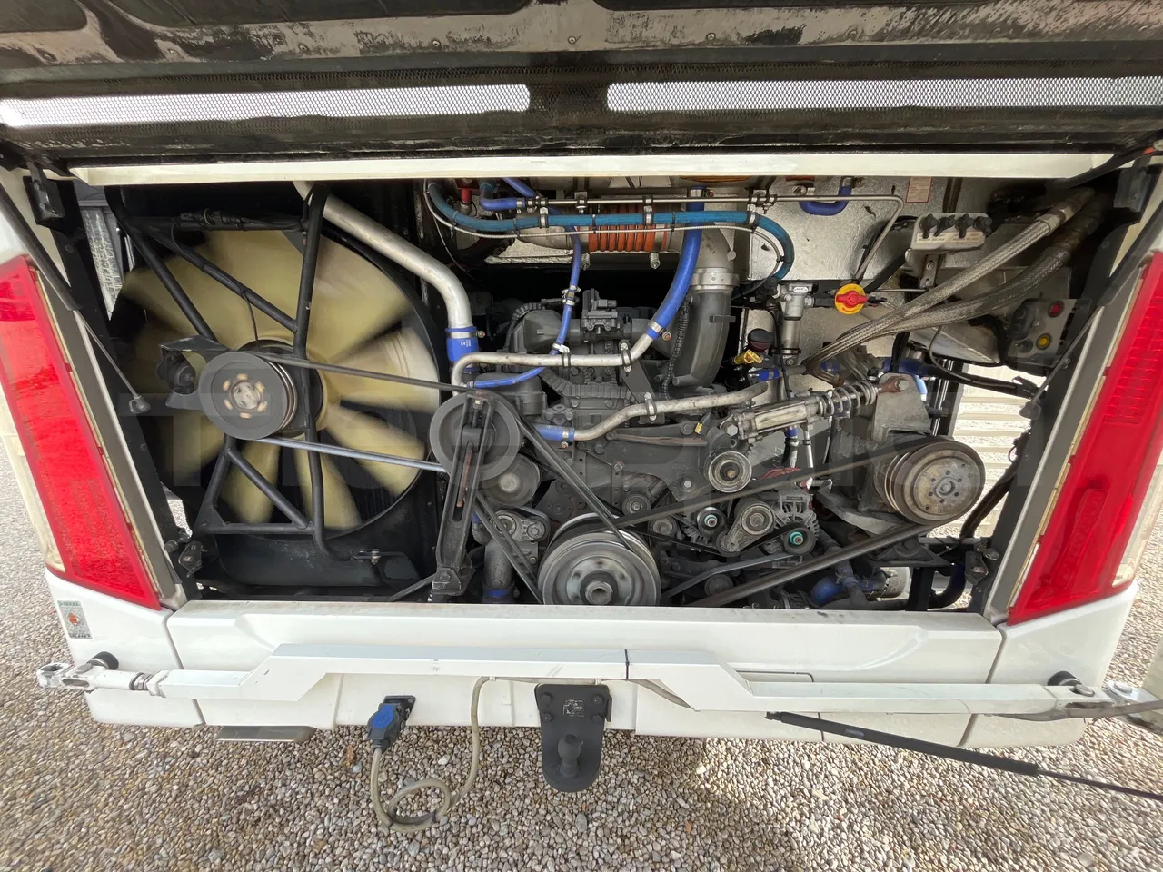 Van Hool Astromega TDX25 - EUR6 - 390kW - 13.15m - rear hatch open