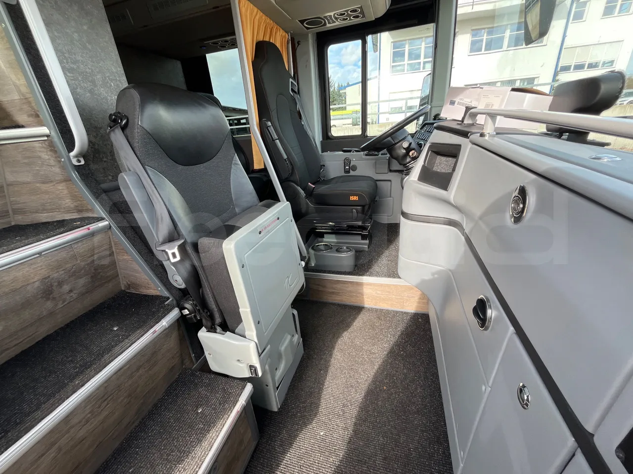 Van Hool Astromega TDX25 - EUR6 - 390kW - 13.15m - hostess seat photo