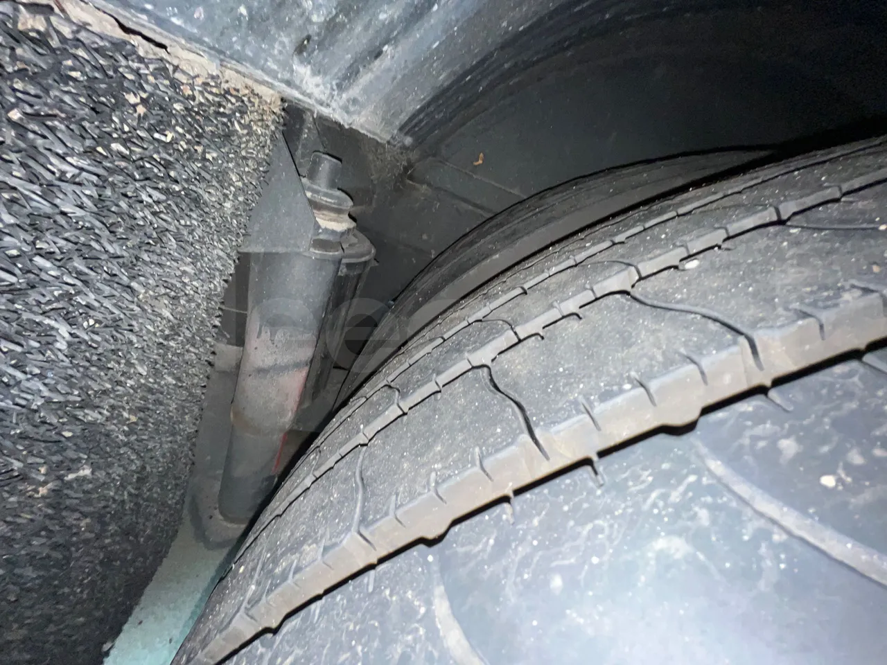 Van Hool Astromega TDX25 - EUR6 - 390kW - 13.15m - axle 2 shock absorbers 2 left