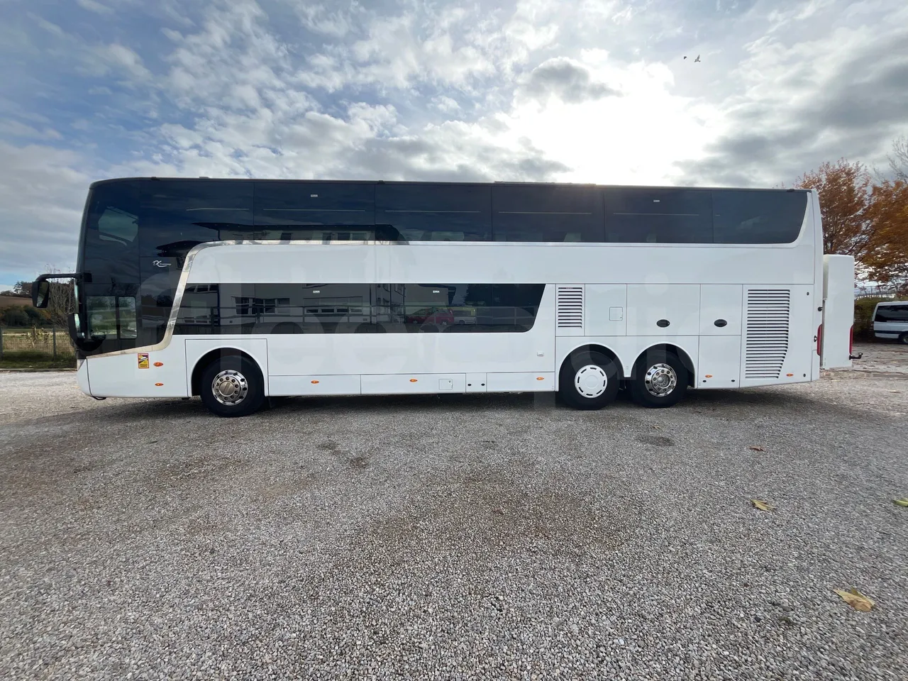 Van Hool Astromega TDX25 - EUR6 - 390kW - 13.15m - left side photo