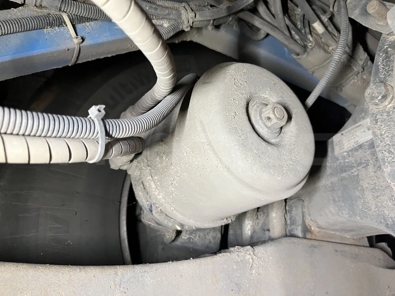 Iveco Crossway - Second Axle Caliper Brakes Left Side
