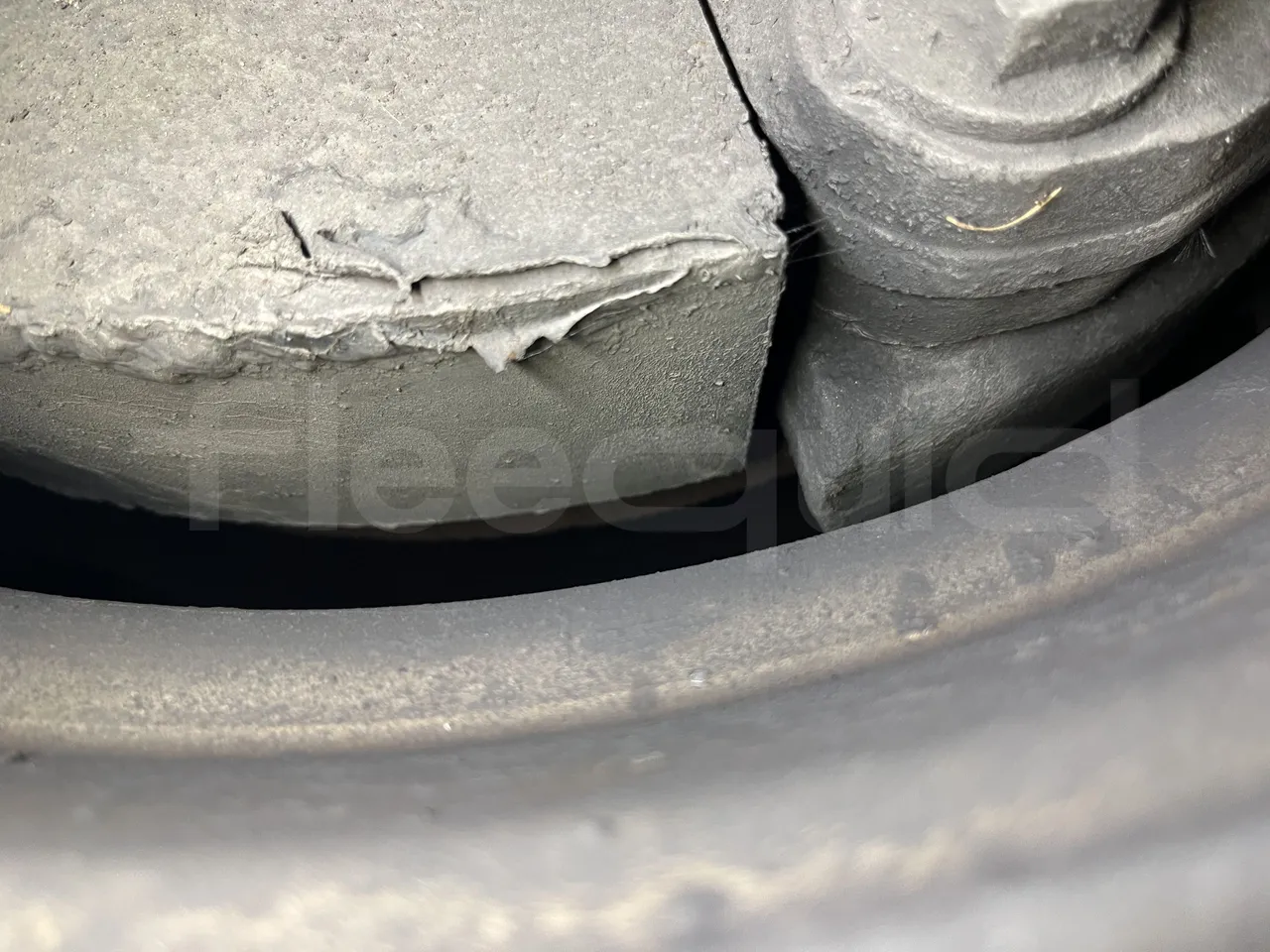 Iveco Crossway - Second Axle Discs Right Side