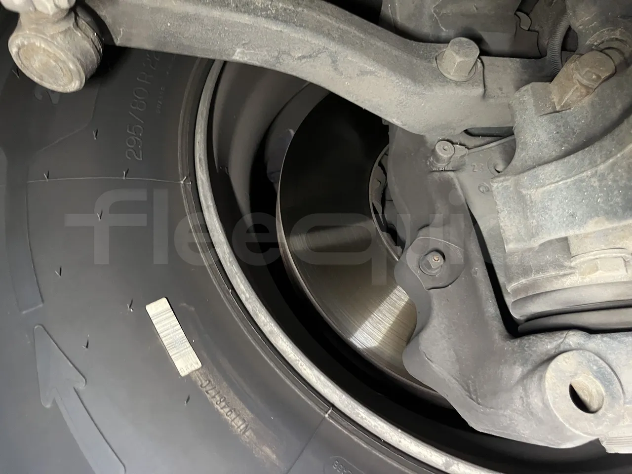 Iveco Crossway - First Axle Discs Left Side