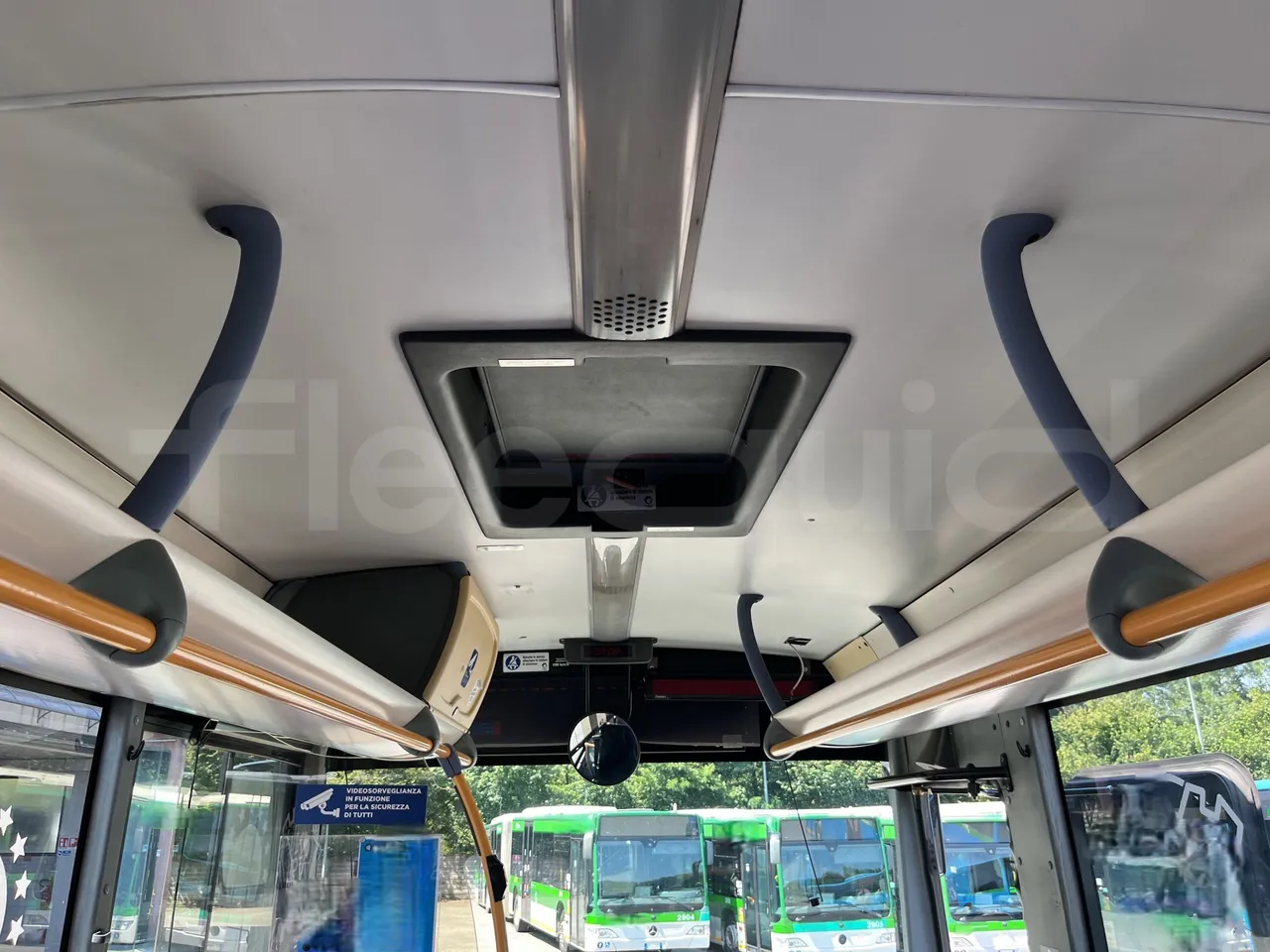 Iveco Crossway - Roof Hatch 2