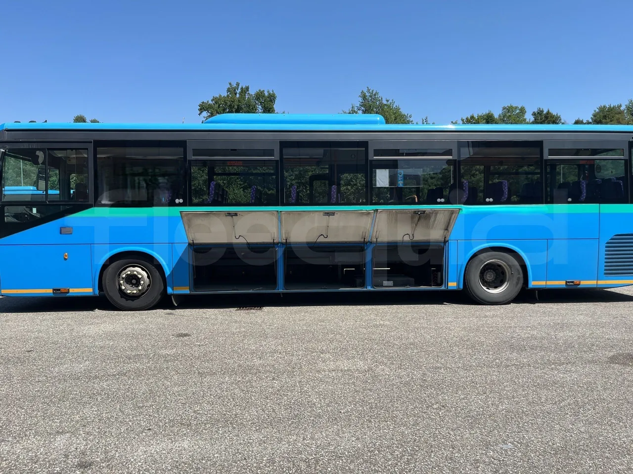 Iveco Crossway - Luggage Rack Left Side