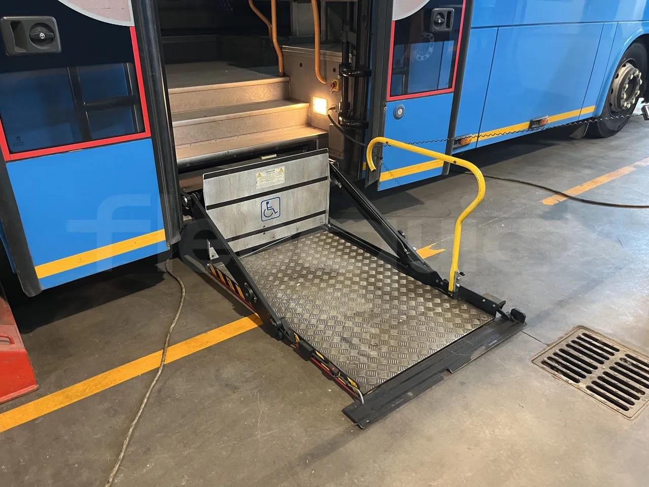 Iveco Crossway - Platform Open