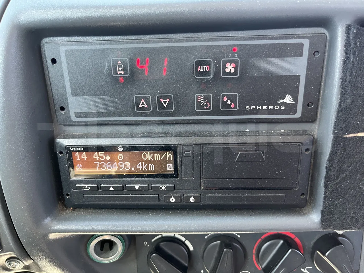 Iveco Crossway - Tachograph