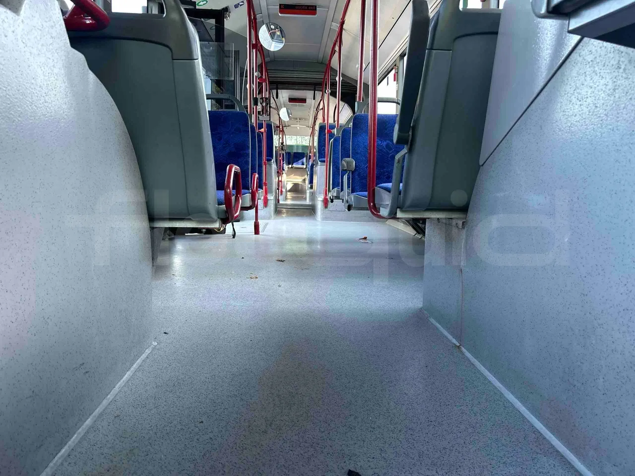 Mercedes-Benz Citaro O530G - Euro4 - 260kW - 17.940mt - seat brackets photo