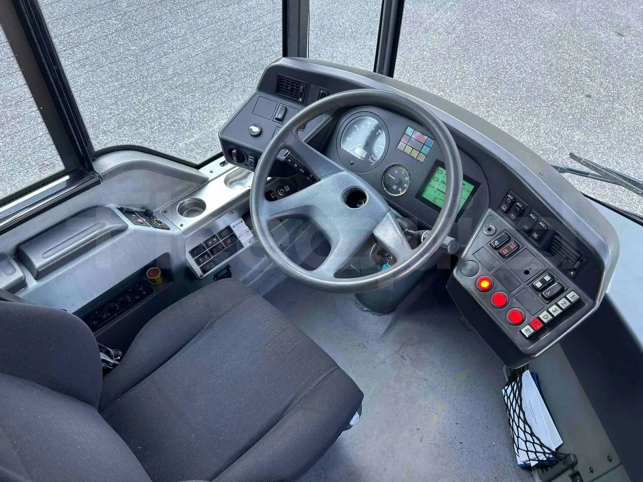 Mercedes-Benz Citaro O530G - Euro4 - 260kW - 17.940mt - buttons panels on