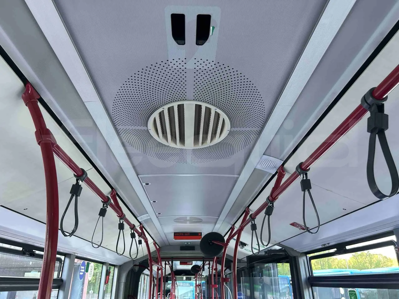Mercedes-Benz Citaro O530G - Euro4 - 260kW - 17.940mt - overhead compartments photo
