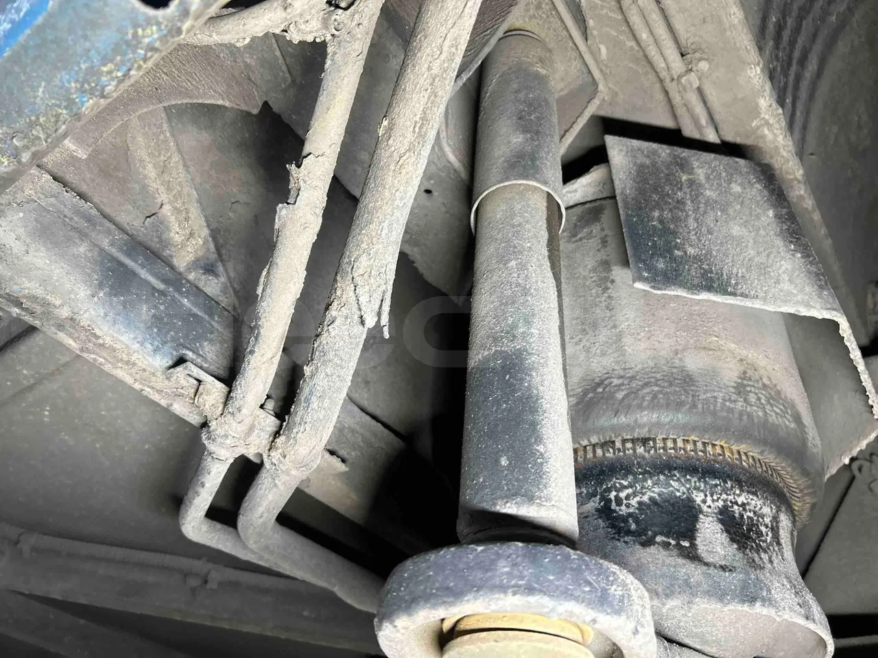 Mercedes-Benz Citaro O530G - Euro4 - 260kW - 17.940mt - axle 2 shock absorbers 1 left