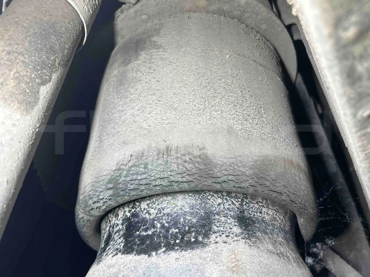 Mercedes-Benz Citaro O530G - Euro4 - 260kW - 17.940mt - axle 2 shock absorbers 2 left