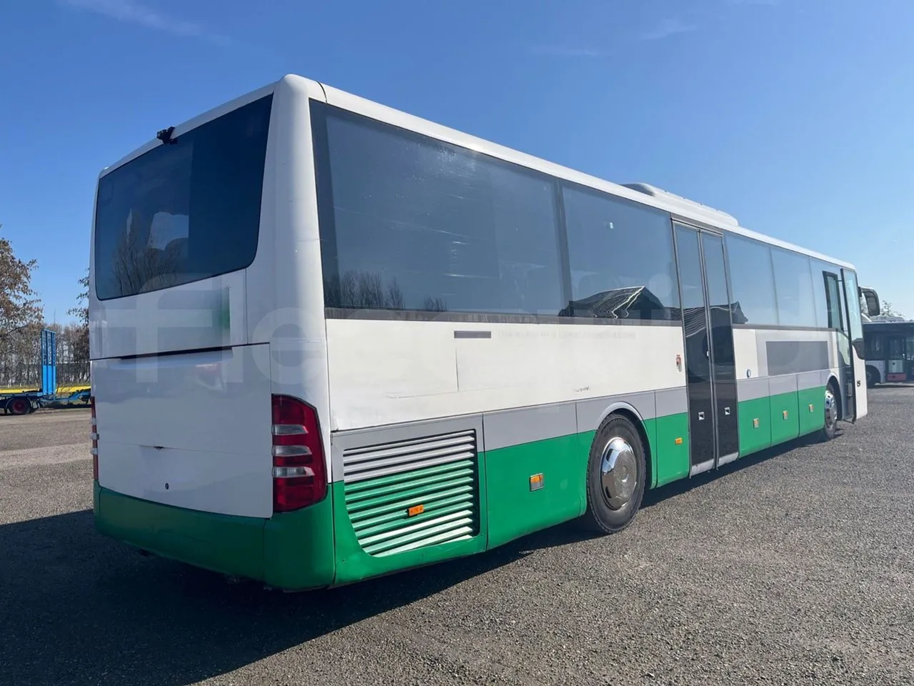 Mercedes-Benz Tourismo M RH -Euro5 -300 kW -12,98 mt - 3/4 right rear doors closed