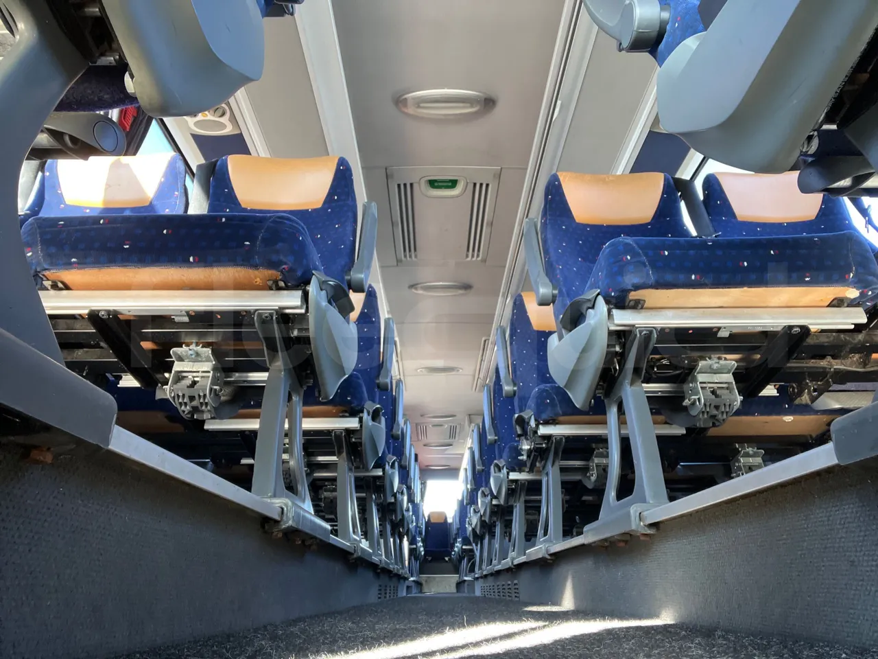 Mercedes-Benz Tourismo M RH -Euro5 -300 kW -12,98 mt - camera accessories photo