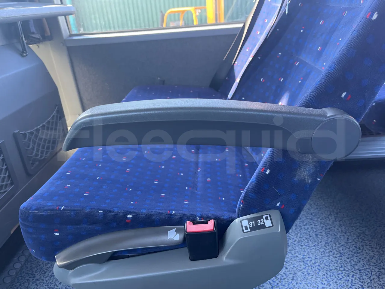 Mercedes-Benz Tourismo M RH -Euro5 -300 kW -12,98 mt - armrest detail photo