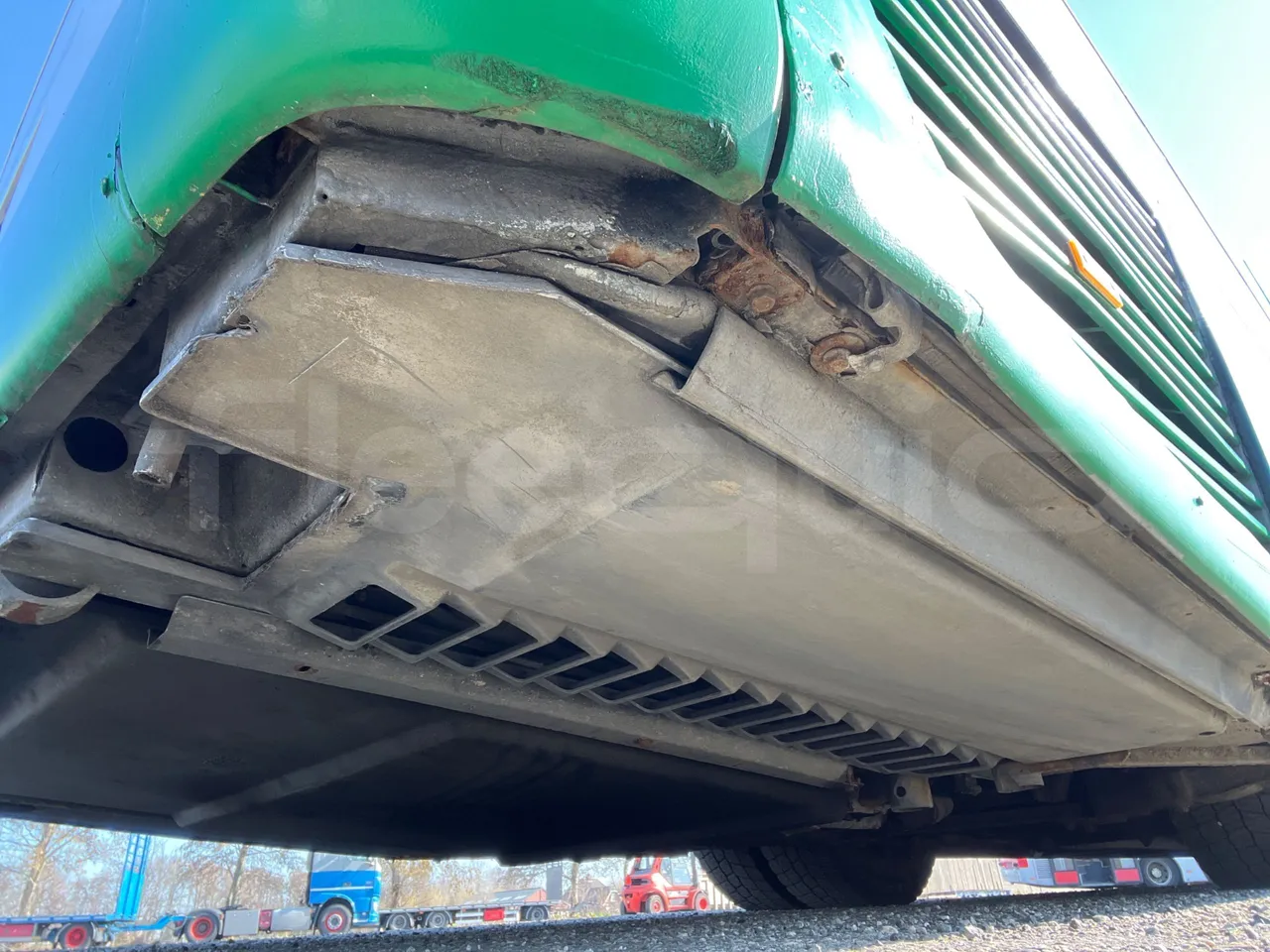 Mercedes-Benz Tourismo M RH -Euro5 -300 kW -12,98 mt - axle 2 discs left